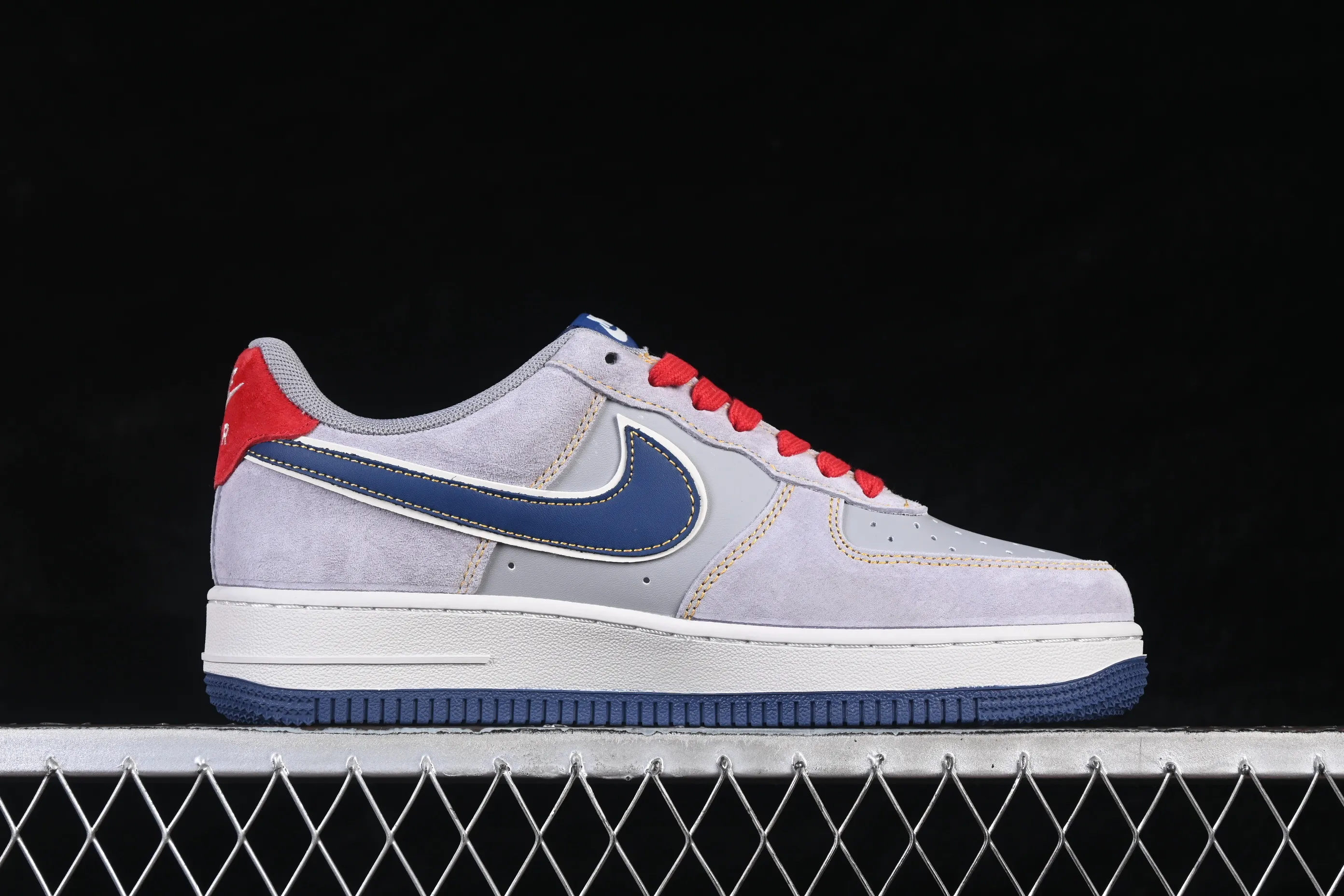 All categories Nk Air Force 1 Air Force series Nk Air Force 1 Low Air Force low-top Nike Air Force 1'07 Low Limited to the Year of the Horse Horse steps on Xiangyun Air Force 1 low-top casual sneakers HT5088-623